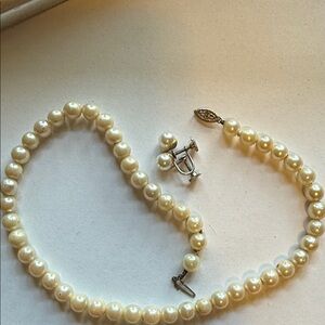 Elegant Pearl Necklace and Earring Set